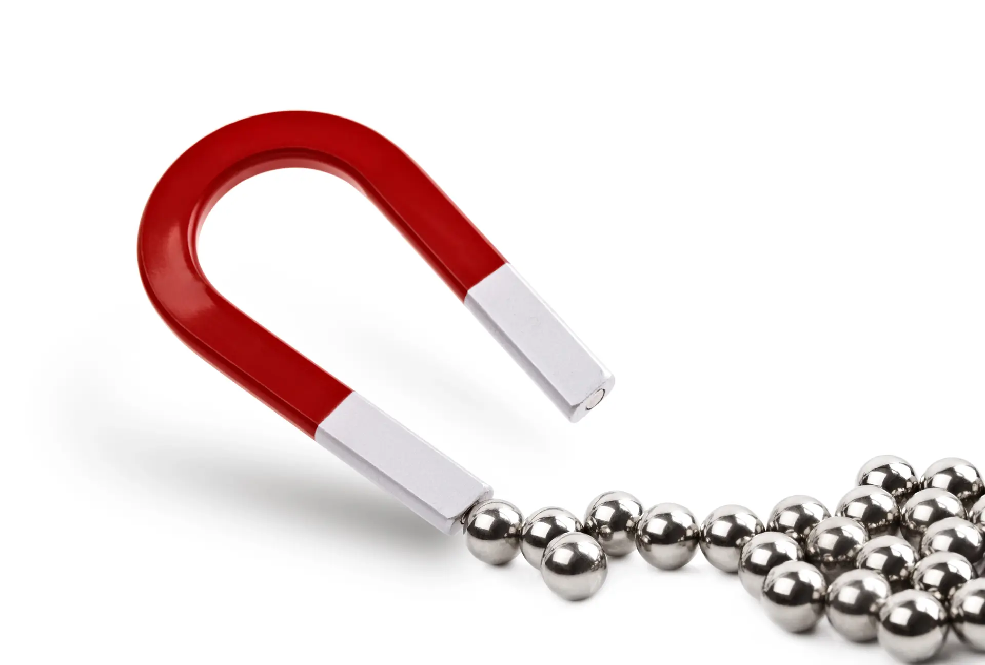 Este 304 din oțel inoxidabil magnetic